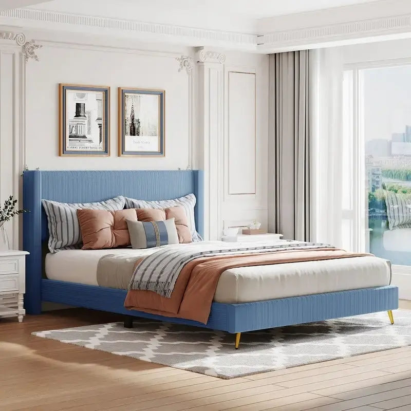 Elegante letto a piattaforma in legno imbottito con testiera imbottita